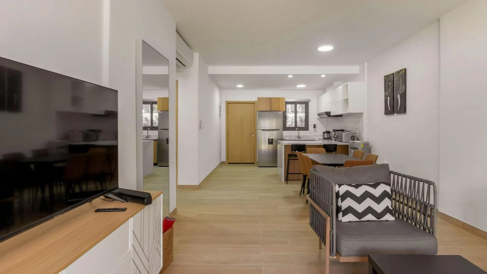 Bran New Condo With Pool Access Пунта-Кана